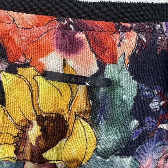Denim Flower Women's Size Medium Lightweight Floral Jacket Zip Fall Colors - Picture 14 of 16
